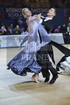 82890 マラボスポンサードレス　M